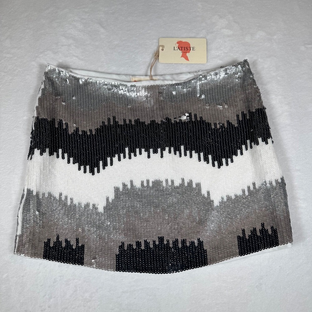 L'ATISTE Chevron Sequin‎ Mini Skirt NWT Womens M Silver Black | LS1332K - Picture 2 of 7